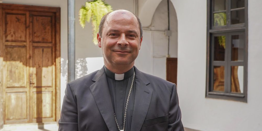 Eloy Santiago toma posesión 'para servir' como nuevo obispo de Tenerife