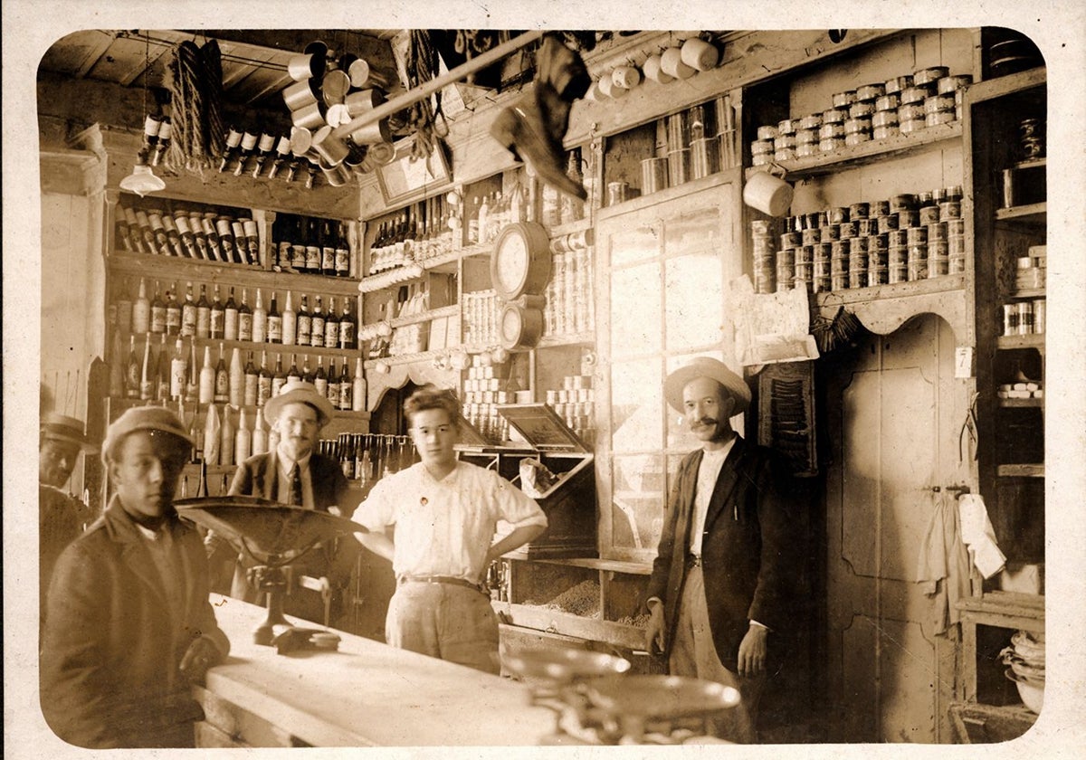 Imagen del Archivo Histórico con palentinos en La Habana (1923)