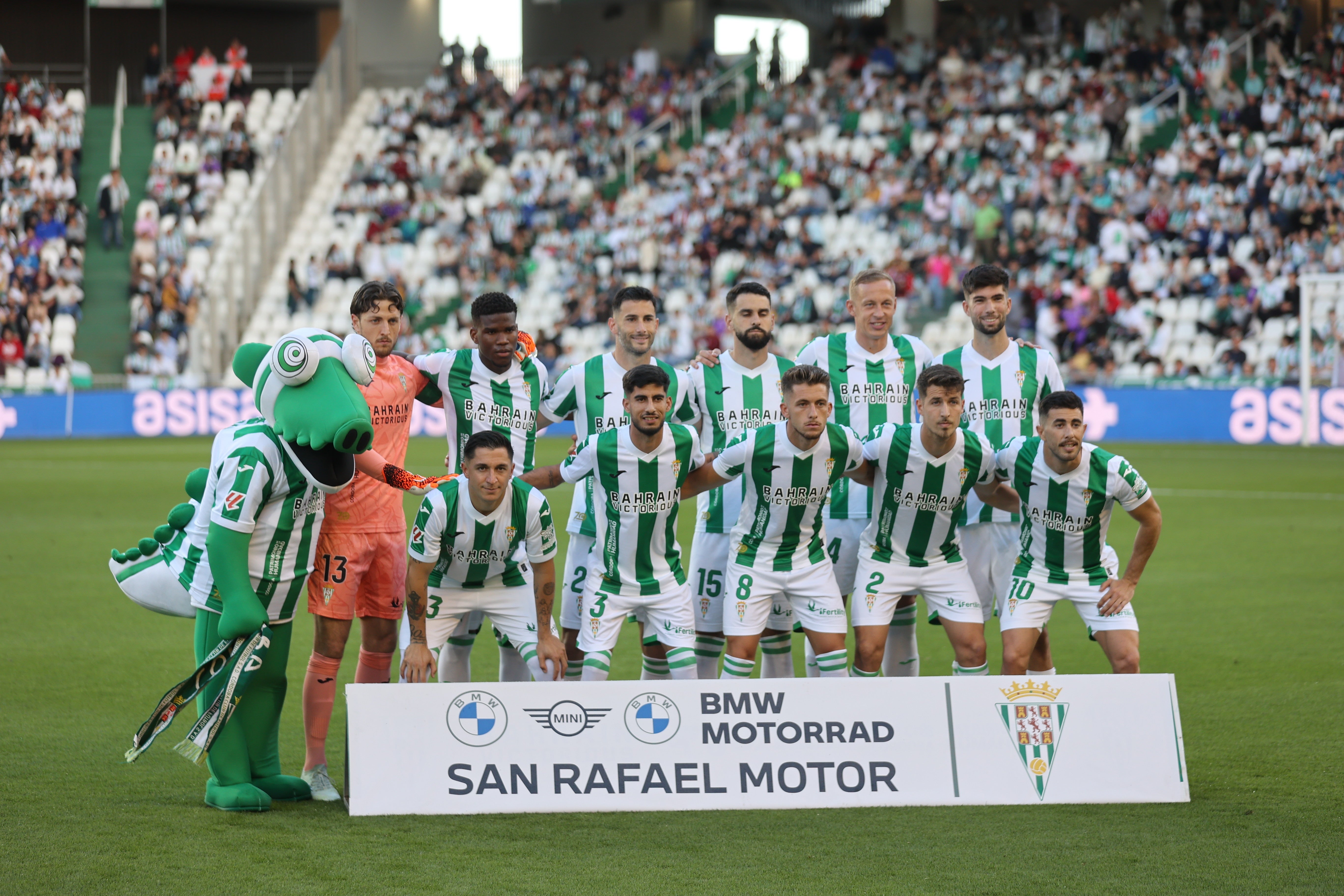 Las mejores imágenes de la goleada del Córdoba CF ante el Cádiz