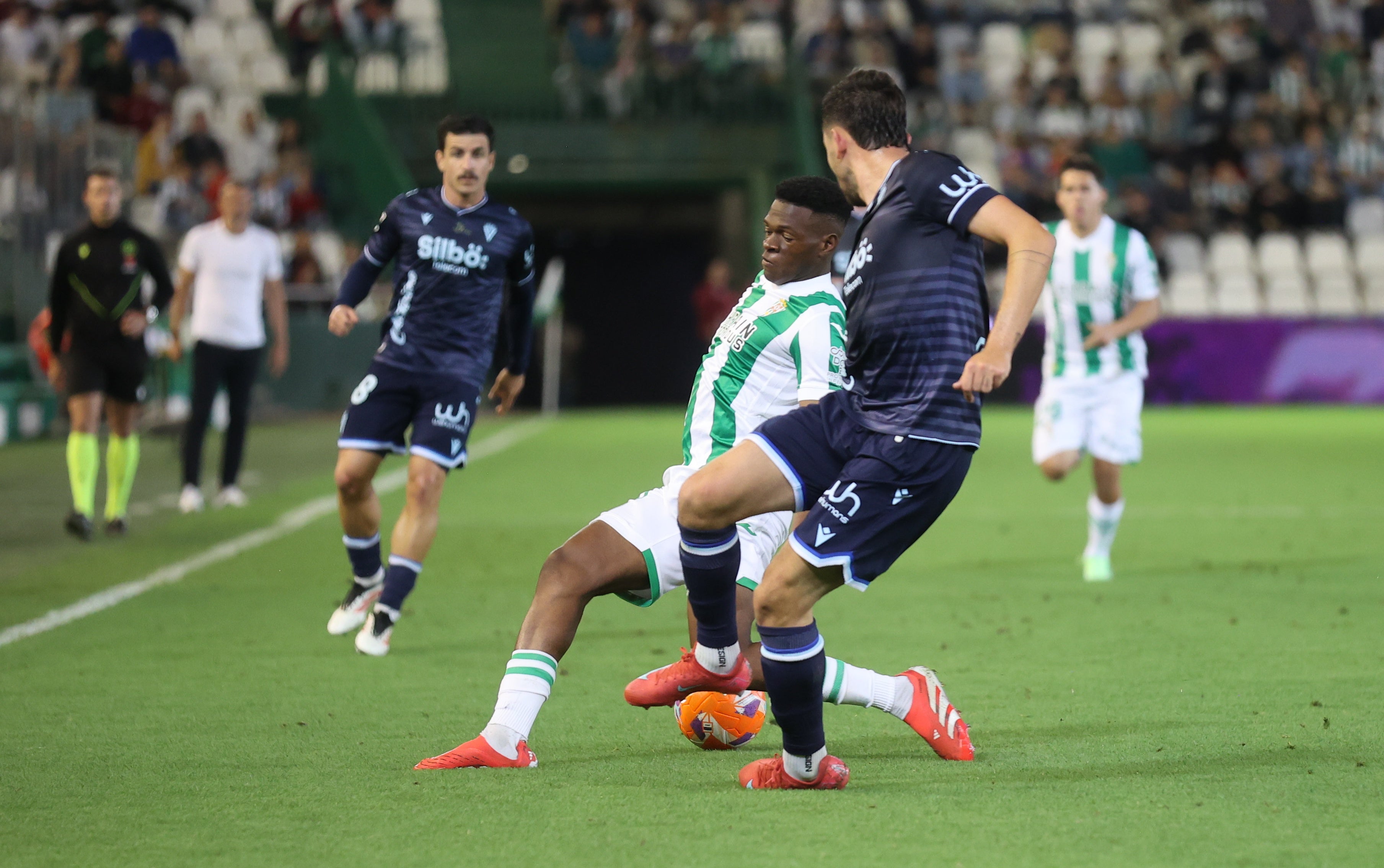 Las mejores imágenes de la goleada del Córdoba CF ante el Cádiz