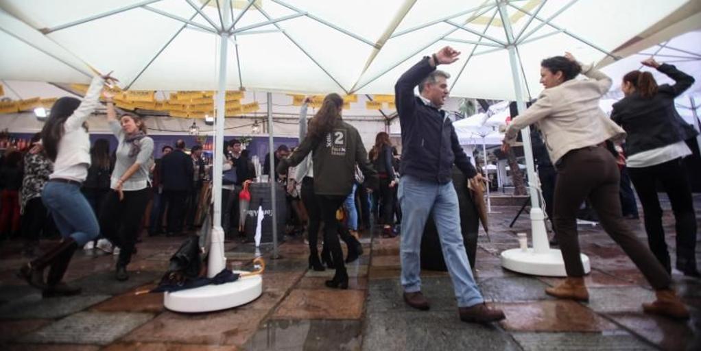 La Aemet alerta a las Cruces en Córdoba: estas son las horas en las que más lloverá el fin de semana