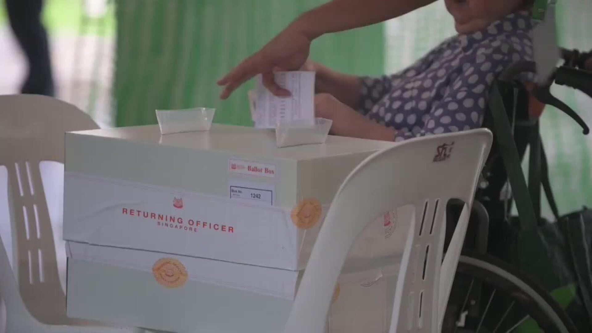 El partido que gobierna Singapur desde su independencia vuelve a ganar las elecciones