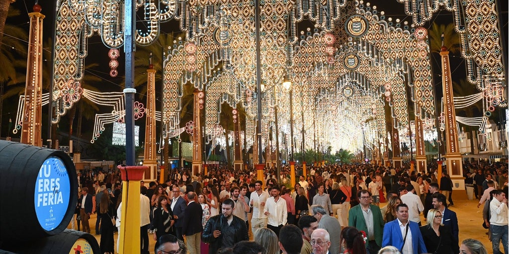 ¿Cuándo es la Feria del Caballo de Jerez en 2025? Fecha, alumbrado y todo lo que debes saber