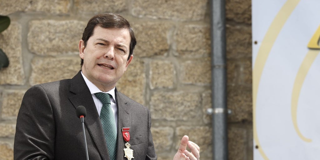 Mañueco anuncia una ayuda mínima de 15.000 euros para los emprendedores de los pueblos de La Raya