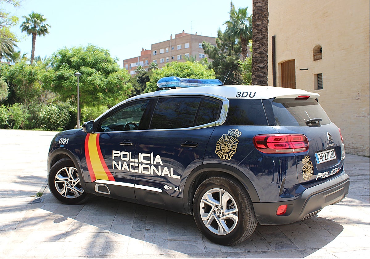 Un coche patrulla de la Policía Nacional