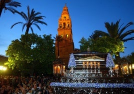 Cuarenta años de las cofradías de Córdoba en la Catedral: cuando el Santo Sepulcro abrió la puerta por la que pasaron todas