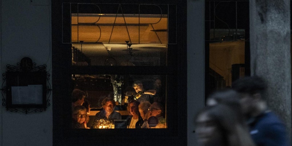 Empresarios gallegos reclaman compensaciones por las pérdidas económicas del apagón