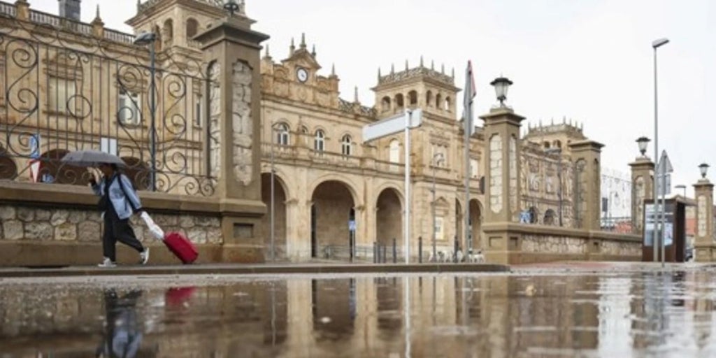 Una fuerte tromba de agua provoca importantes inundaciones en Zamora