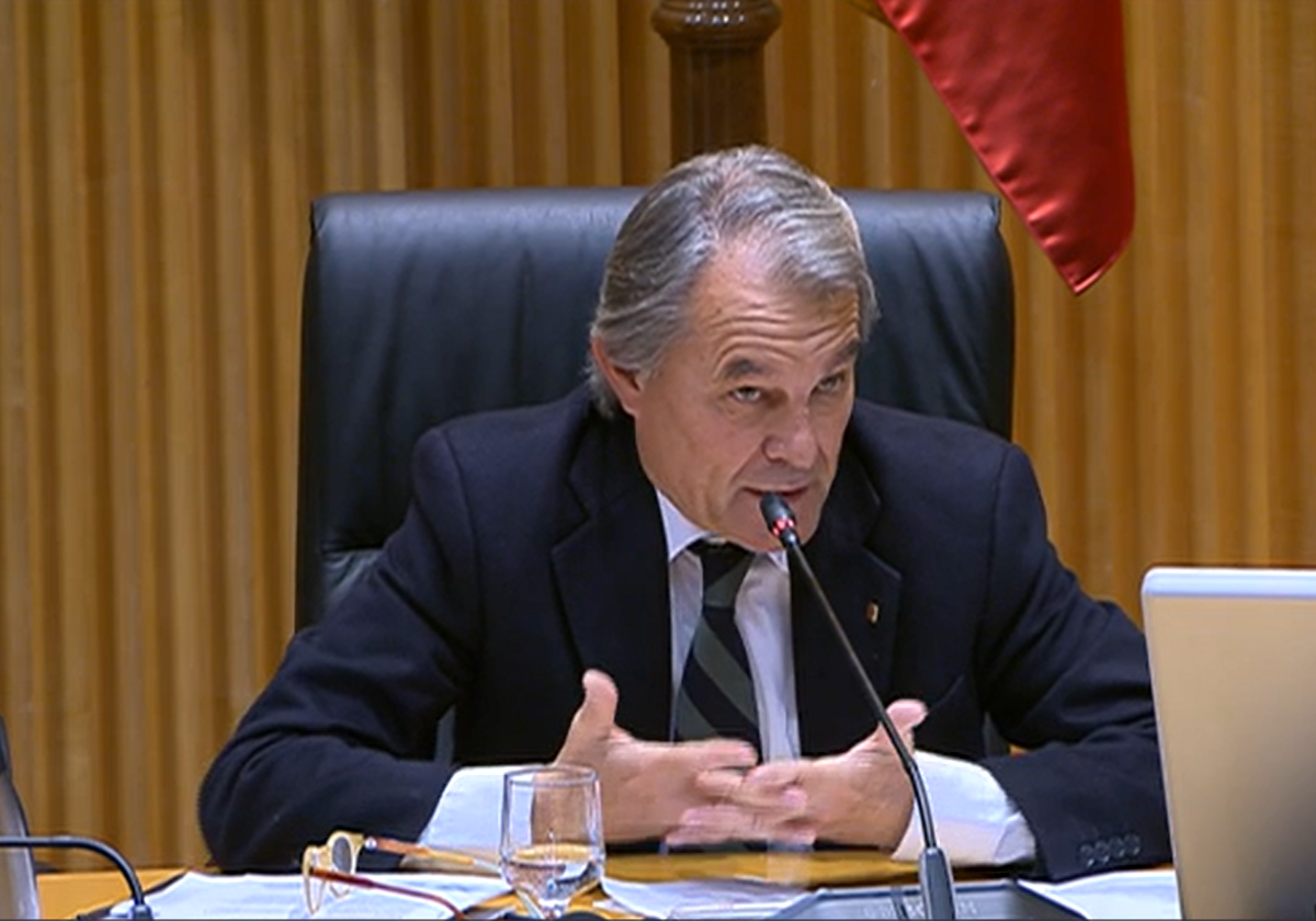 El expresidente de la Generalitat Artur Mas este lunes en la comisión de investigación de la operación Cataluña