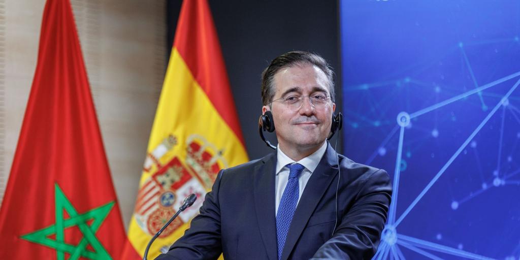 La Asociación de Diplomáticos Españoles  critica la falta de transparencia de Albares en Exteriores