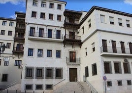 Piden 12 años de cárcel a un hombre acusado de agresión sexual a su medio hermana menor de edad en Cuenca