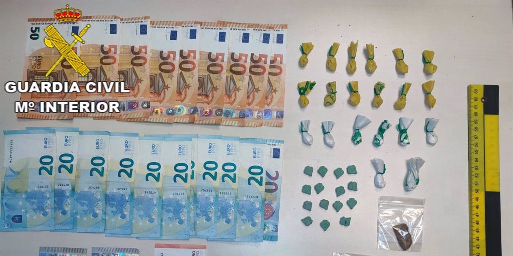 Una sevillano detenido en la playa del Palmar, en Cádiz, por tráfico de drogas