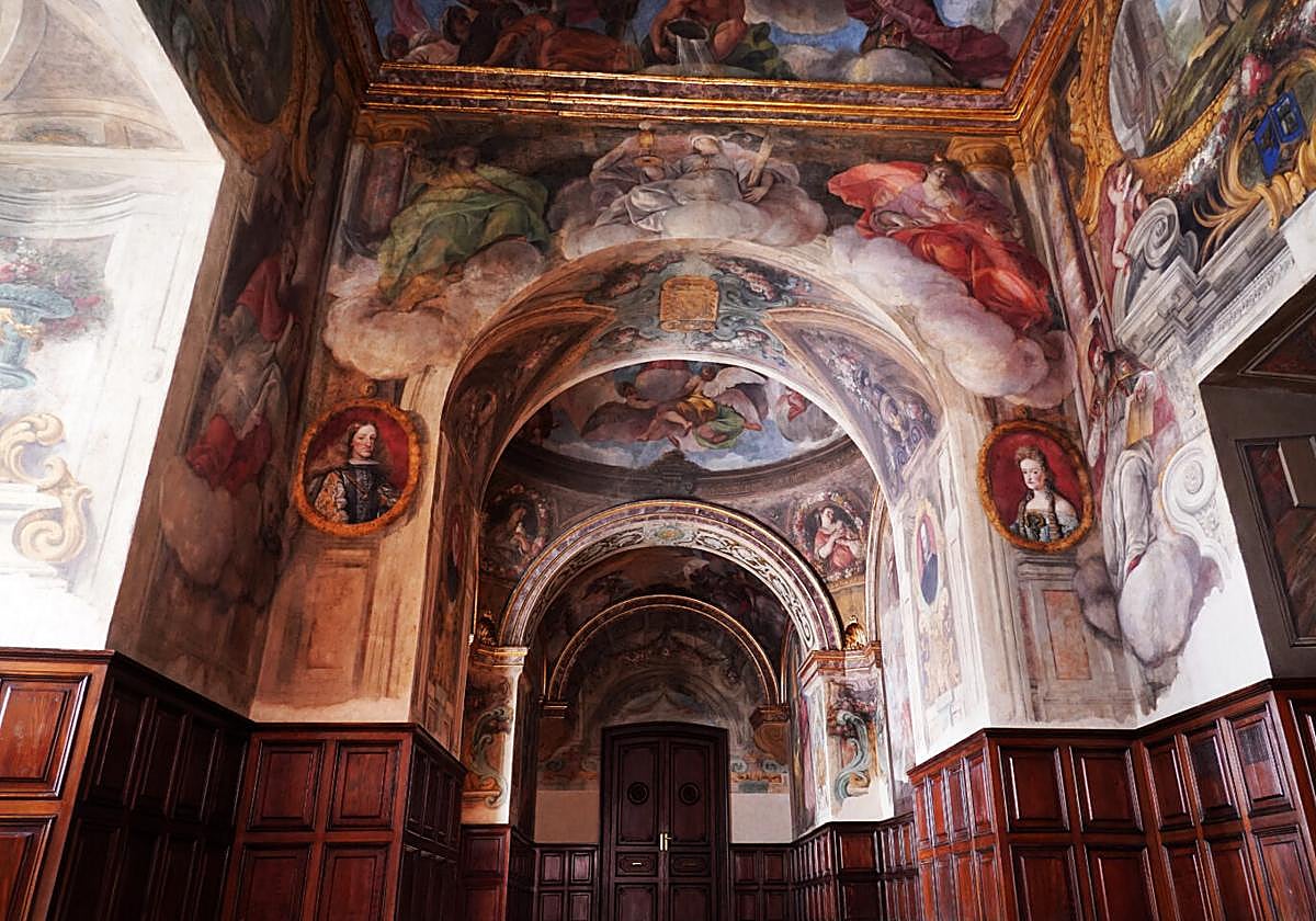 Los frescos del Oratorio de la Casa de la Villa tras la restauración