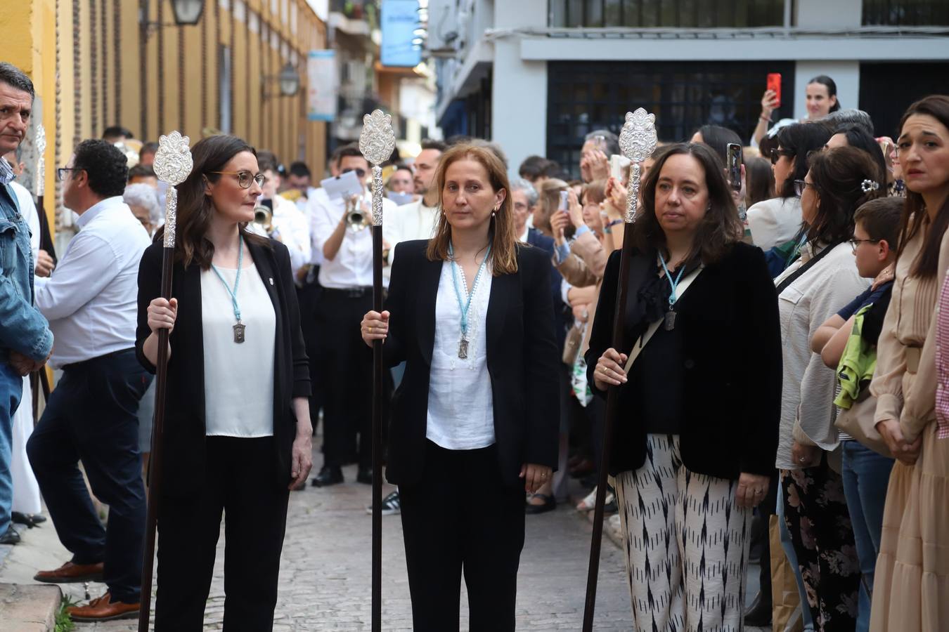 La procesión infantil y juvenil de la Divina Pastora de Córdoba, en imágenes