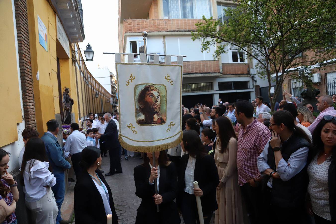 La procesión infantil y juvenil de la Divina Pastora de Córdoba, en imágenes