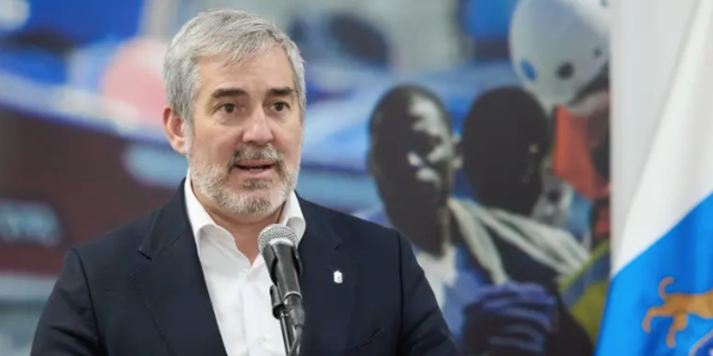 Clavijo confiesa su «hartazgo» con el reparto de menores migrantes: «Están usando las leyes para ir en contra de los niños»