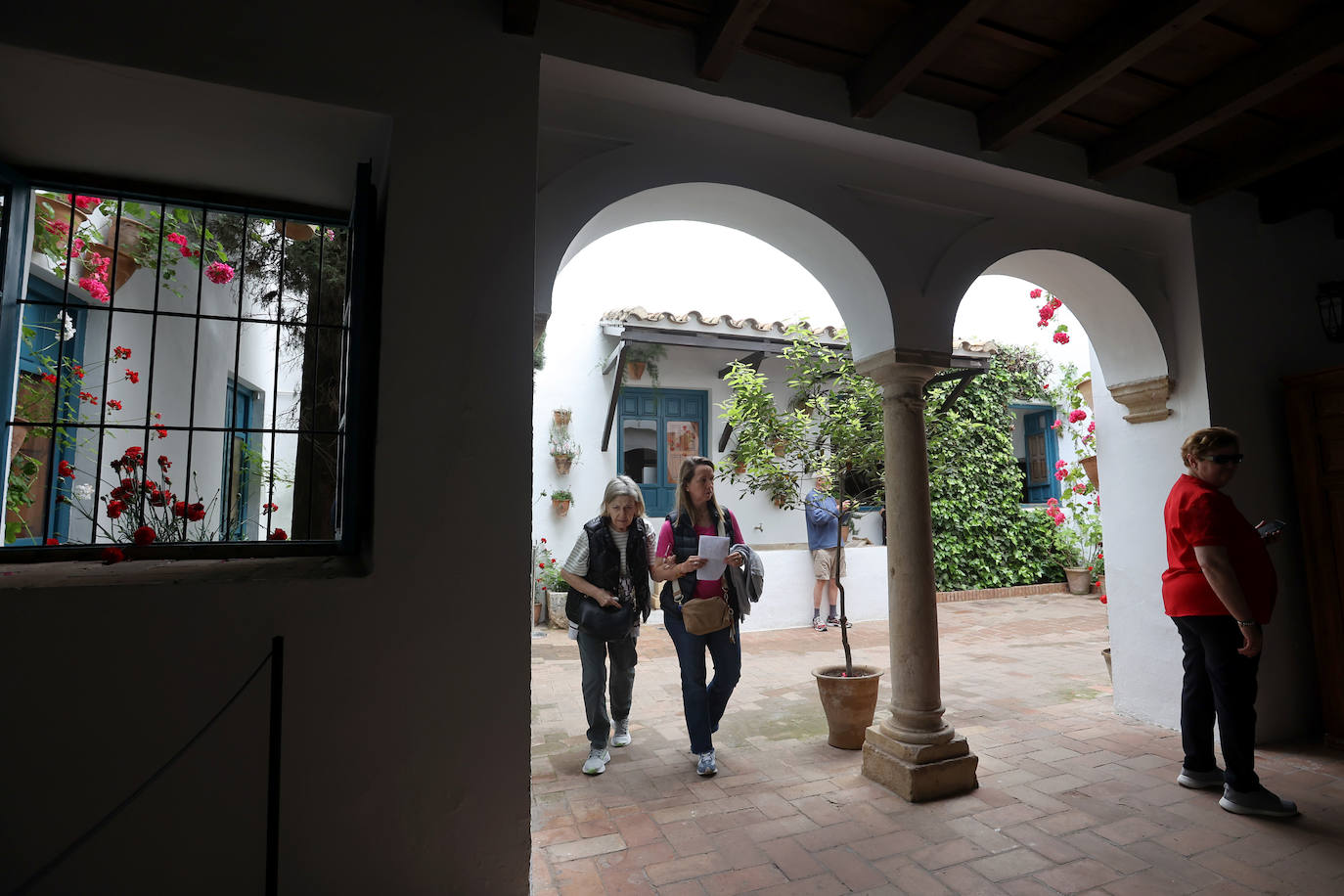 Los patios del Palacio de Viana de Córdoba, en imágenes