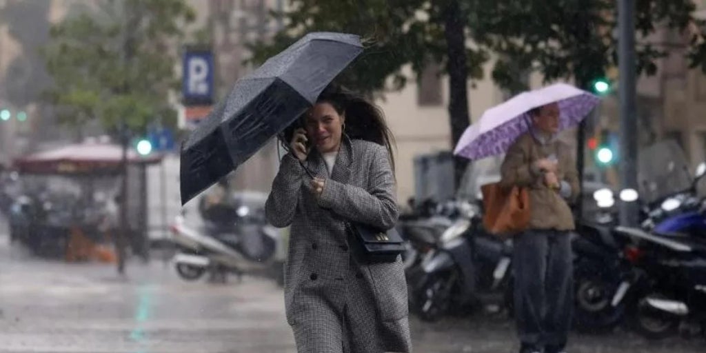 Activan la alerta naranja por tormentas en el interior de Valencia y la  amarilla en el resto de la región para este jueves
