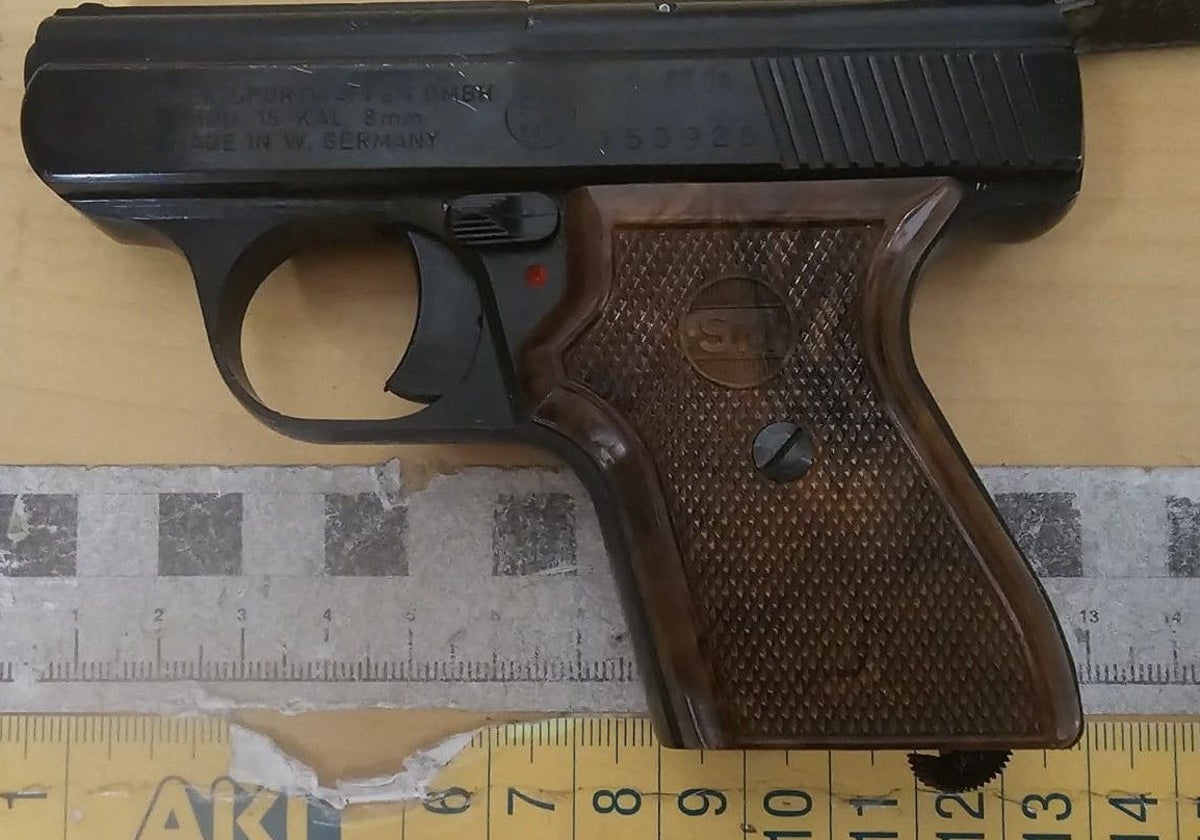 El arma que portaba el sujeto detenido en el Metro de Madrid