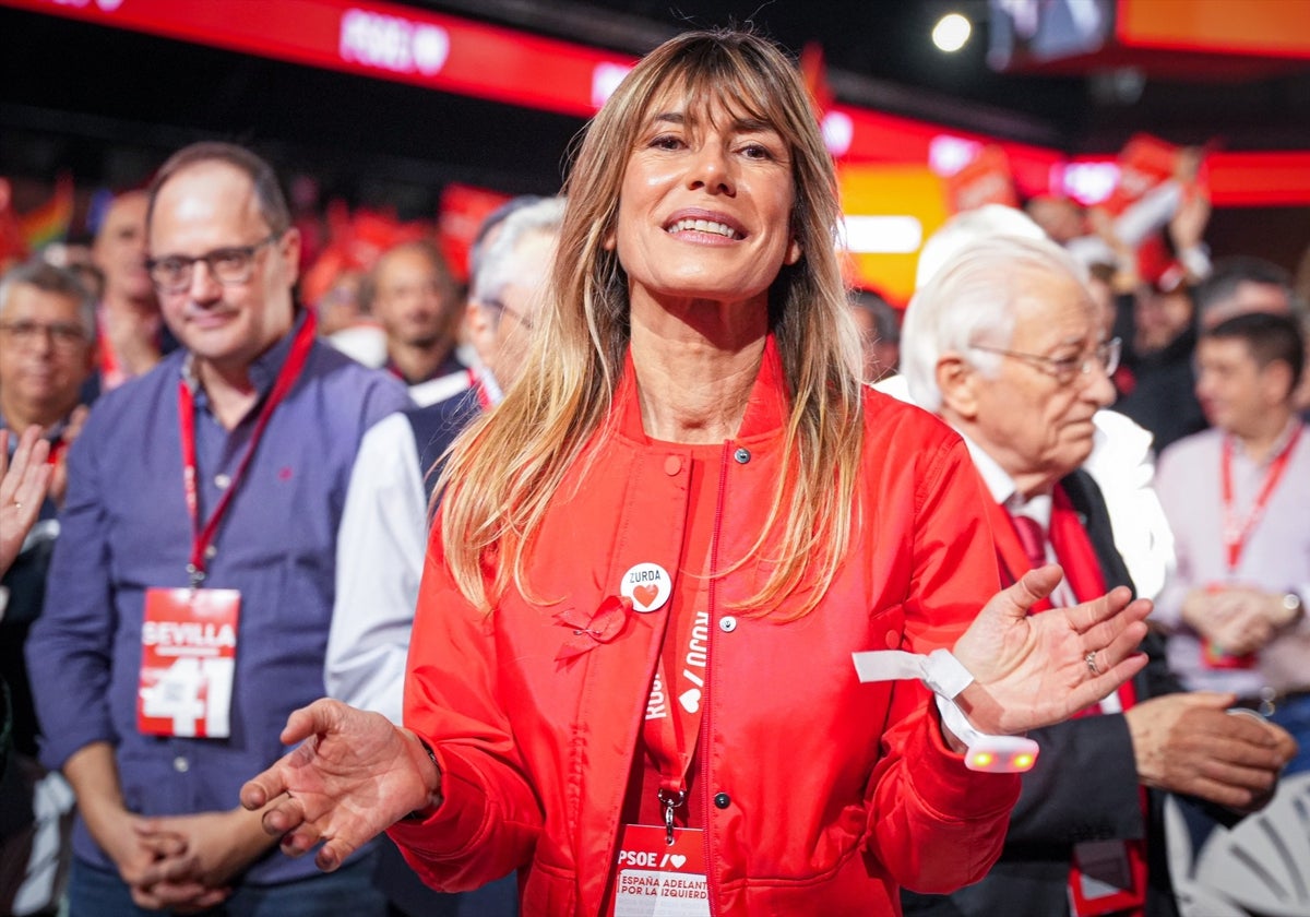Begoña Gómez, en la clausura del Congreso Federal del PSOE en Sevilla