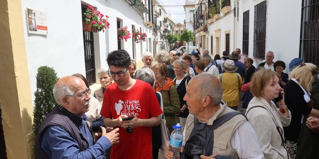 ¿Cuánto hay que esperar para acceder a Marroquíes, 6, uno de los patios más admirados de Córdoba?