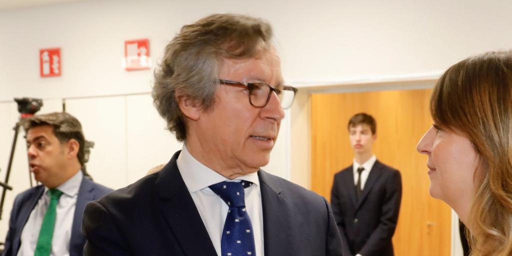 El PP elude pronunciarse sobre el viaje de su diputado a China