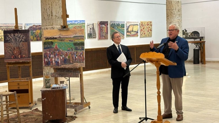 Antonio Lázaro, colaborador de ABC, junto a José Hervás, en La Roda