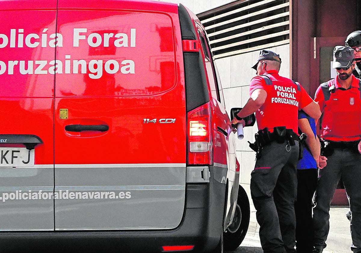 Cinco detenidos, dos de ellos menores, por intentar asesinar a un joven en Pamplona y difundirlo en redes