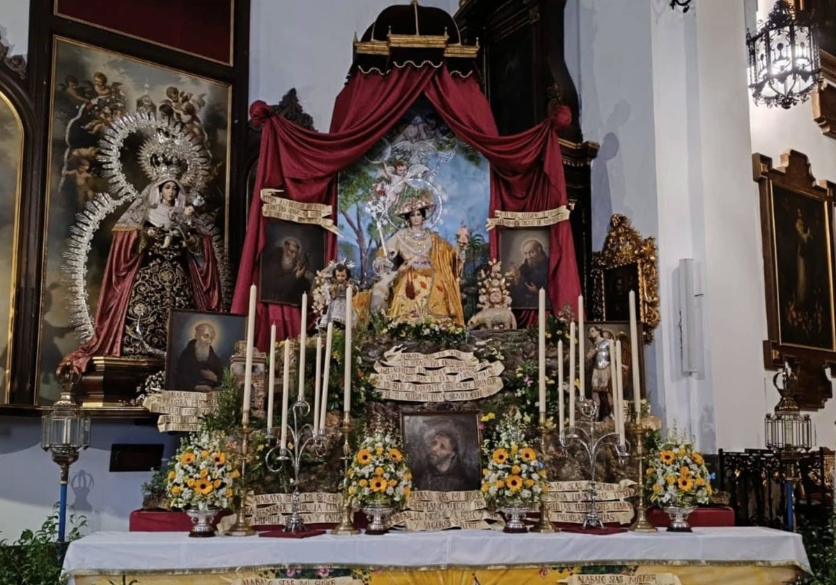 La Divina Pastora, en el risco dispuesto en la iglesia de Capuchinos