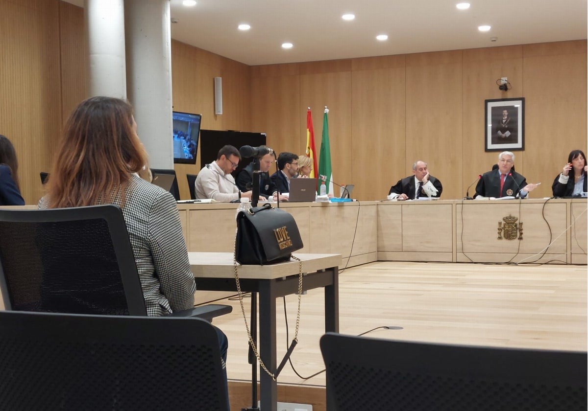 La contable del Córdoba CF SAD declara en los juzgados de Córdoba por el caso saqueo del club
