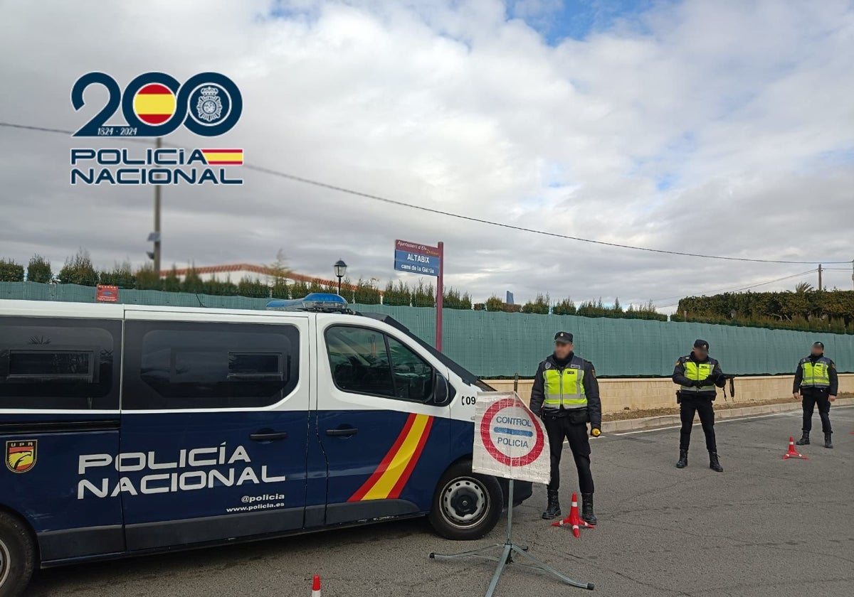 Imagen de archivo de un control de la Policía Nacional