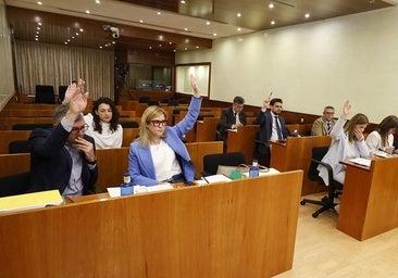 Page y el PP reforman el Estatuto en un ejercicio de consenso