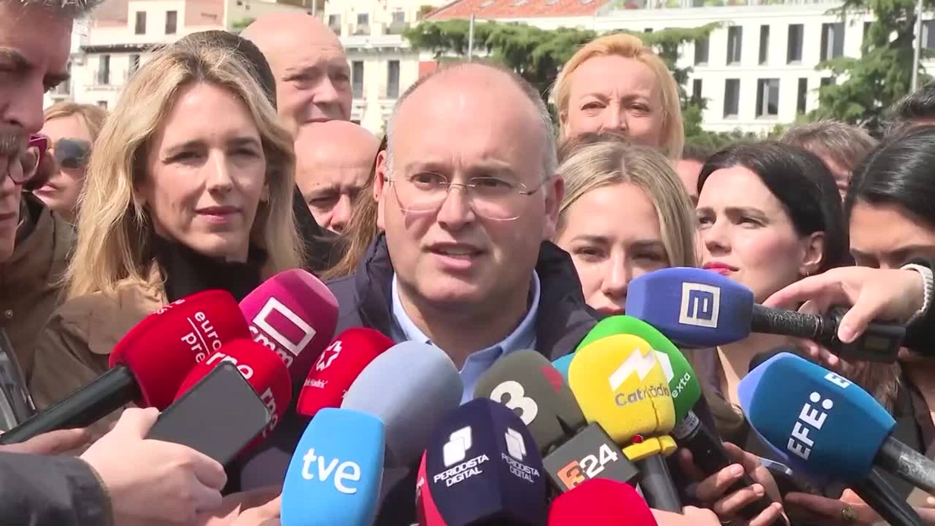 Tellado pide la dimisión de Puente por criticar al juez Peinado