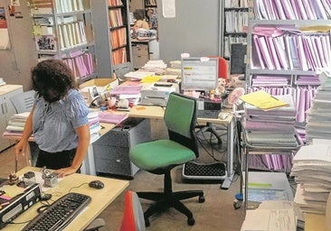 El «casi inexistente» control horario de los funcionarios de Justicia desespera a los jueces de Andalucía