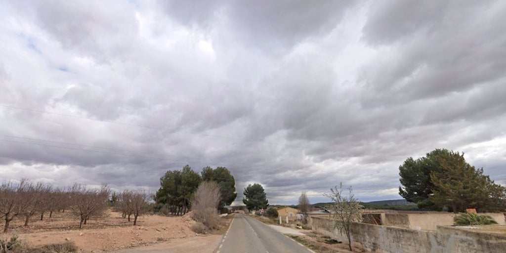 Reabierta al tráfico la carretera AB-404 a su paso por Hellín tras la granizada de este sábado