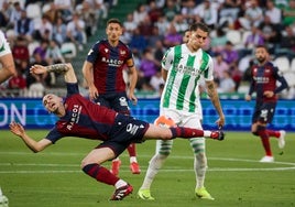 Álex Sala, ausente en el Córdoba CF por una lesión sin confirmar y entre rumores de salida