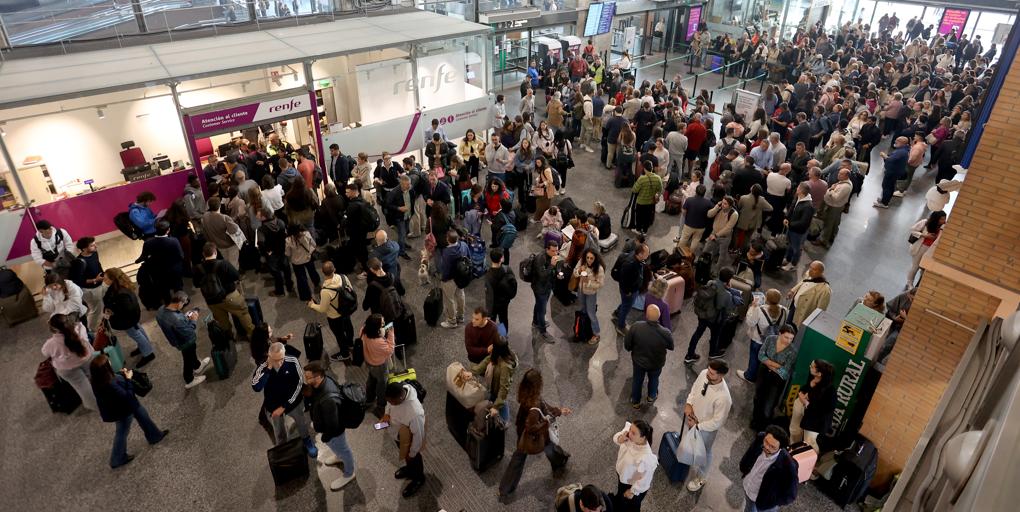 El caos ferroviario regresa sólo 48 horas después a Córdoba: tarde de retrasos en la Alta Velocidad en plena temporada alta