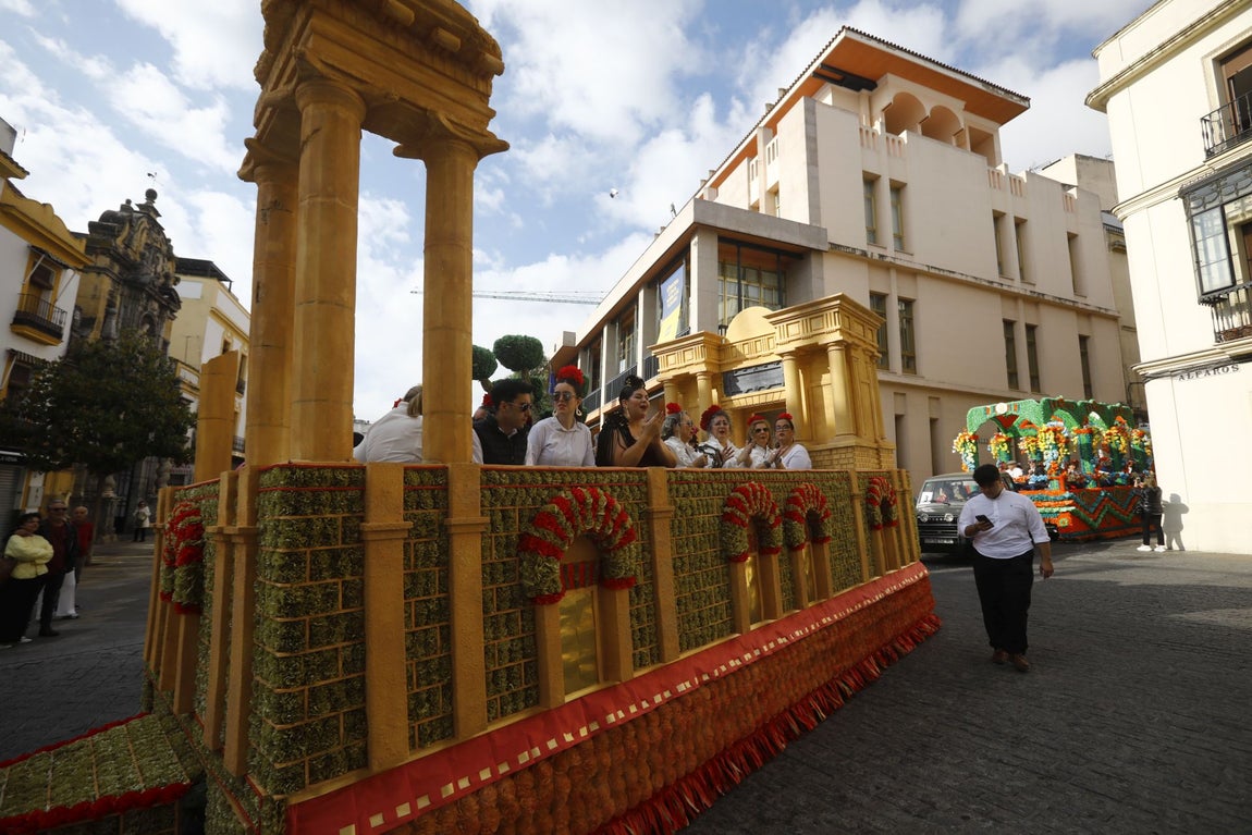 La colorida romería de la Virgen de Linares de Córdoba, en imágenes