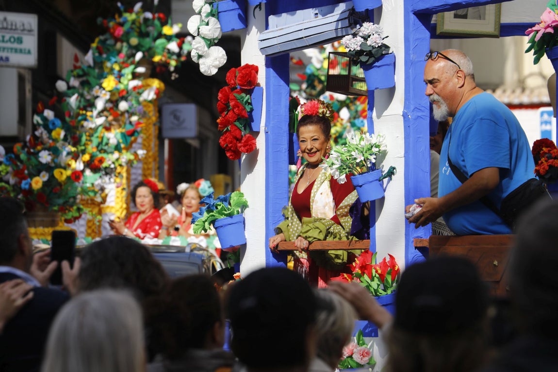 La colorida romería de la Virgen de Linares de Córdoba, en imágenes