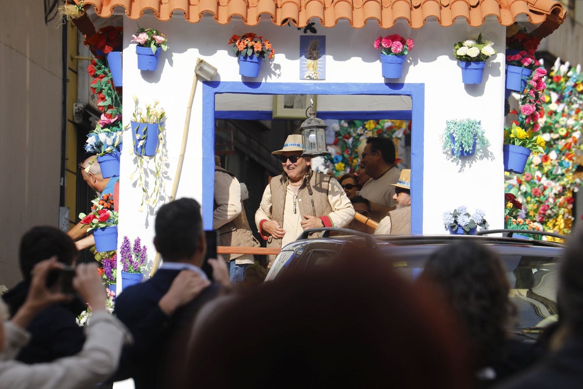 La colorida romería de la Virgen de Linares de Córdoba, en imágenes