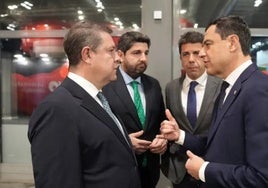 La 'conjura de Fitur' toma cuerpo en Sevilla con la reunión este martes de las 4 regiones infrafinanciadas