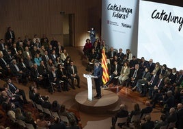 Un plan de impulso del catalán de 250 millones vuelve a dividir al independentismo