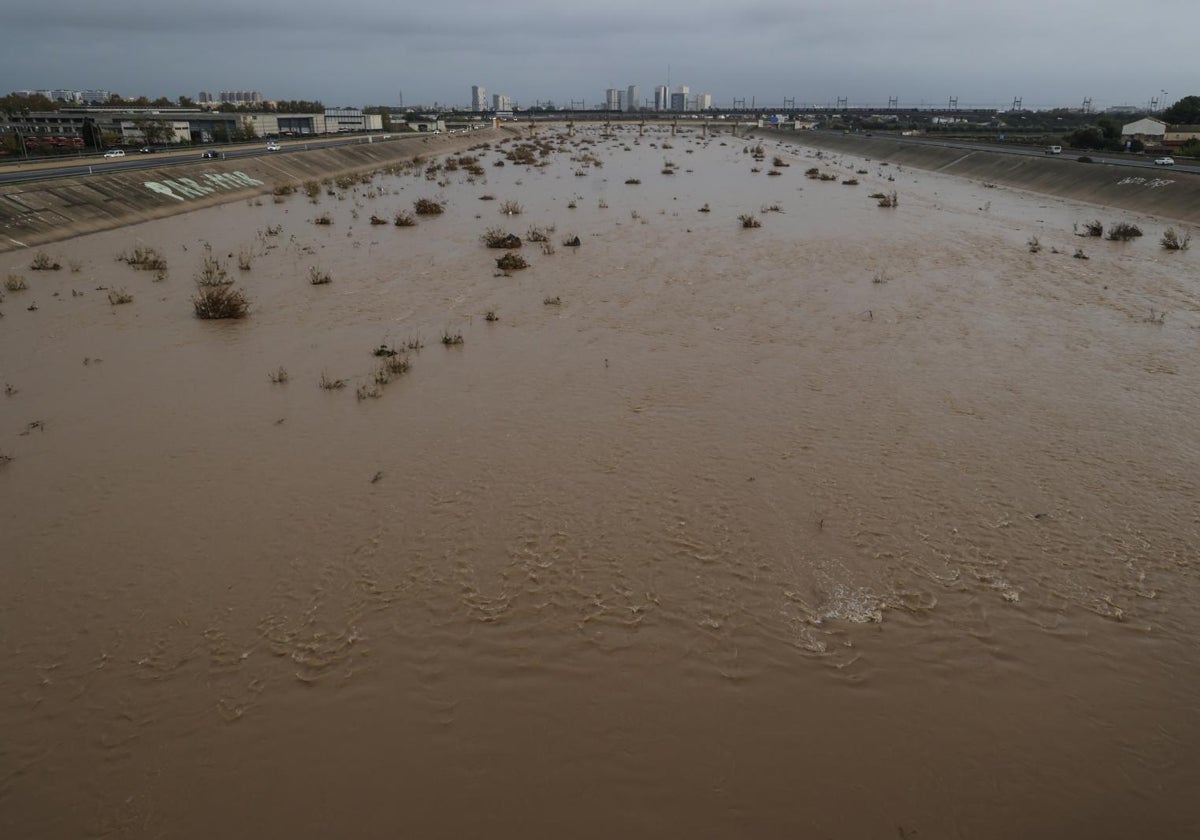 Imagen del nuevo cauce del Turia tras la dana del 29 de octubre en Valencia