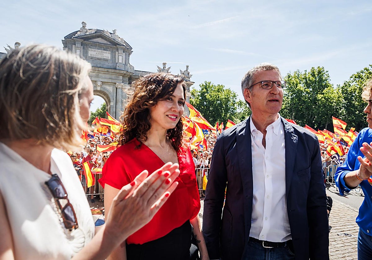 Concentración del PP en la Puerta de Alcalá contra Sánchez y la amnistía