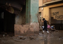 El Gobierno regulariza a más de 22.000 migrantes por la dana en Valencia