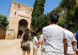 Andalucía recibió a casi seis millones y medio de turistas durante el primer trimestre de 2025
