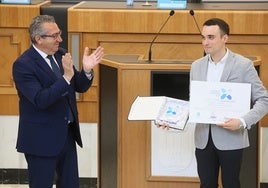 Un trabajo sobre la nueva tasa de residuos y sus riesgos gana los Premios Fernando Albi de la Diputación de Alicante