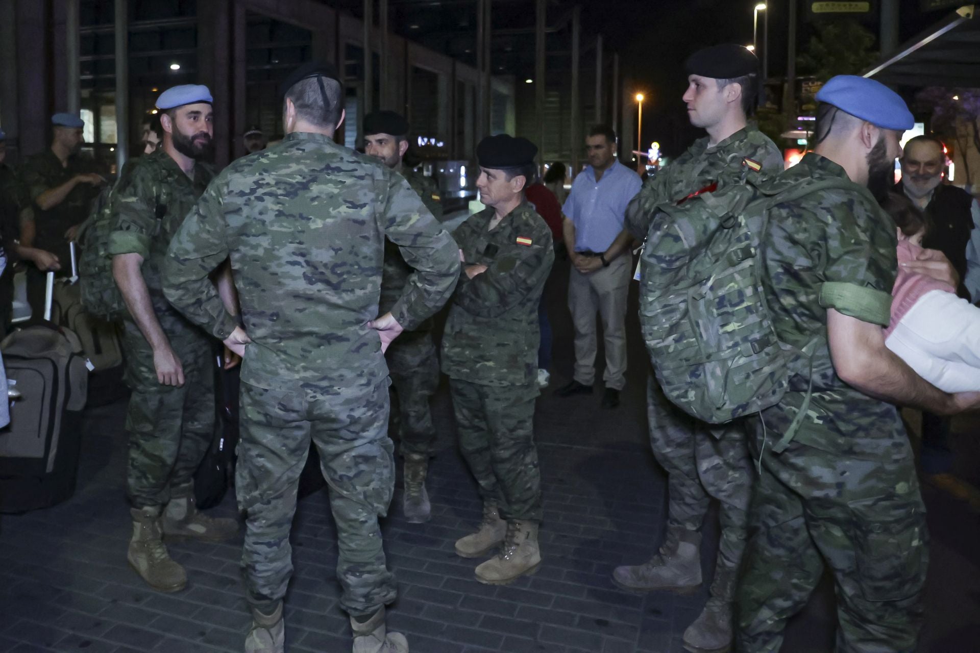 En imágenes, el emotivo regreso de El Líbano de los primeros militares de la BRI X de Córdoba