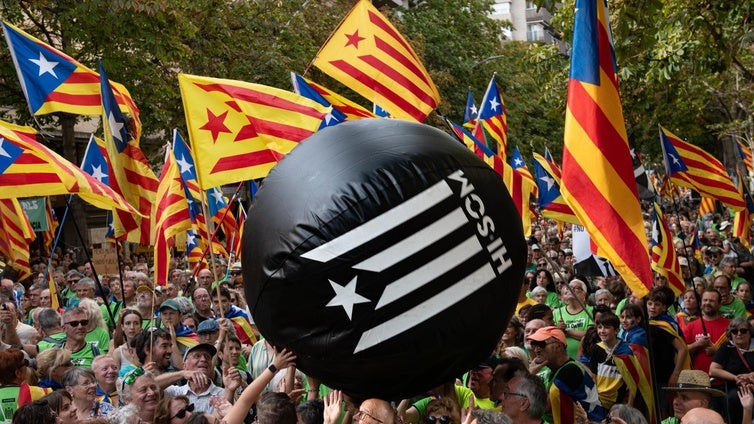 El independentismo más radical se organiza para presentar una «lista cívica» a las próximas autonómicas