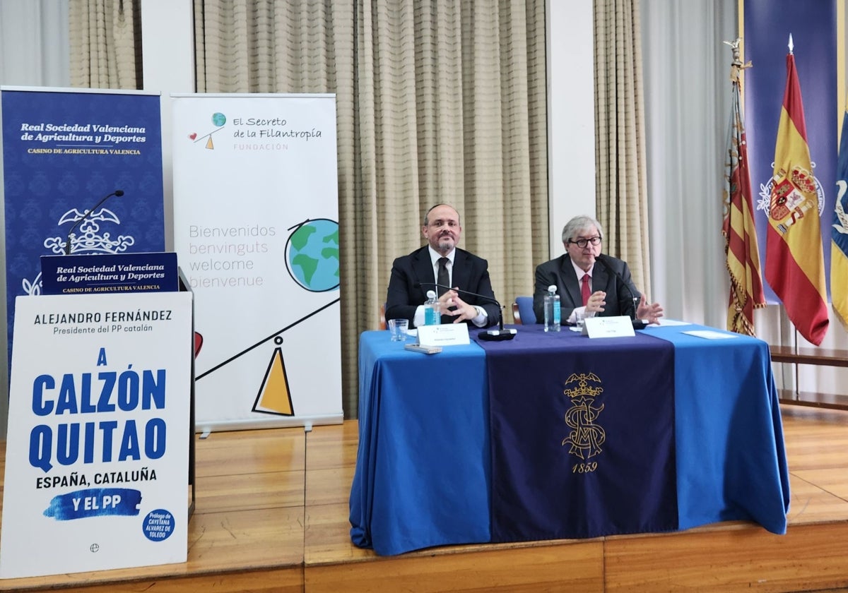 Alejandro Fernández y Luis Trigo, en un momento de la presentación